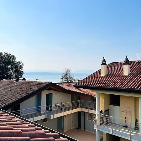 Casa Di Alex | Sirmione Leilighet Eksteriør bilde